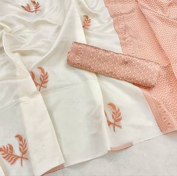 Classic White Kanjivaram Soft Silk Wedding Festive Wear Saree For Woman. 4
