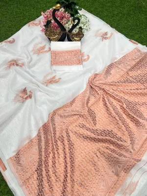 Classic White Kanjivaram Soft Silk Wedding Festive Wear Saree For Woman. 5