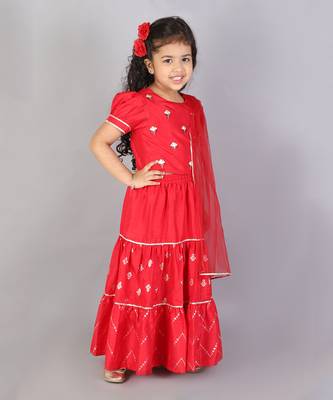 Red printed ghaghra choli set 2