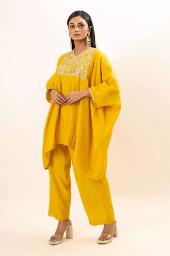 Yellow short kaftan set