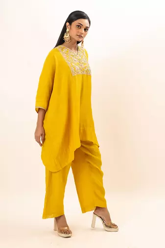 Yellow short kaftan set