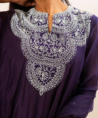 Purple embroidered kurta set 4