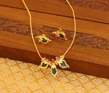 Kerala style gold platted palakka necklace set 2