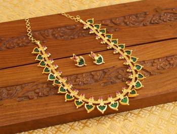 Kerala style gold platted palakka necklace set 1