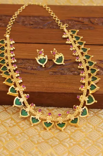 Kerala style gold platted palakka necklace set