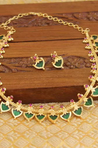 Kerala style gold platted palakka necklace set