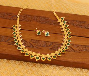 Kerala style gold platted palakka necklace set 1