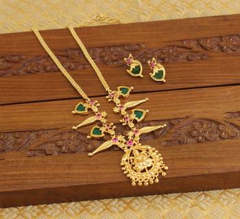 Kerala style gold platted lakshmi palakka necklace set 2