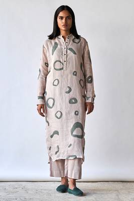Oatmeal and green linen Kurta set 1
