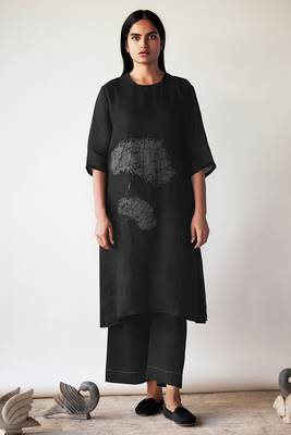 Black hand printed linen Kurta set 1