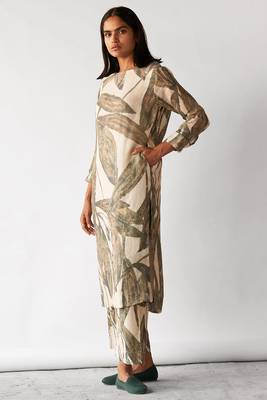 Fog beige and green linen Kurta set 2