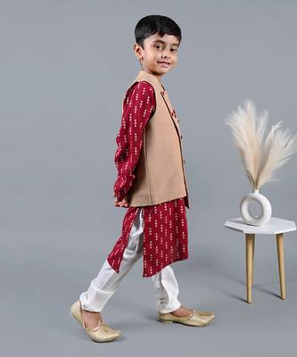 Red printed kurta jacket set 2