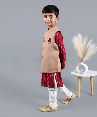 Red printed kurta jacket set 3