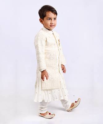 Off white embroidered sherwani set 2