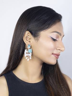 Silver toned german silver floral earring 4