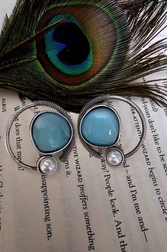 German silver sky blue stone circle earring