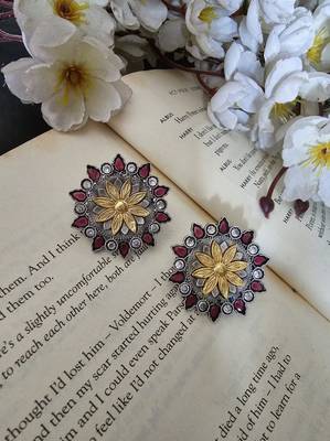 Silver plated flower shaped studs 1