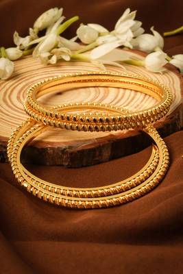 Set of 4 Gold-Plated Bangles and Bracelets 5