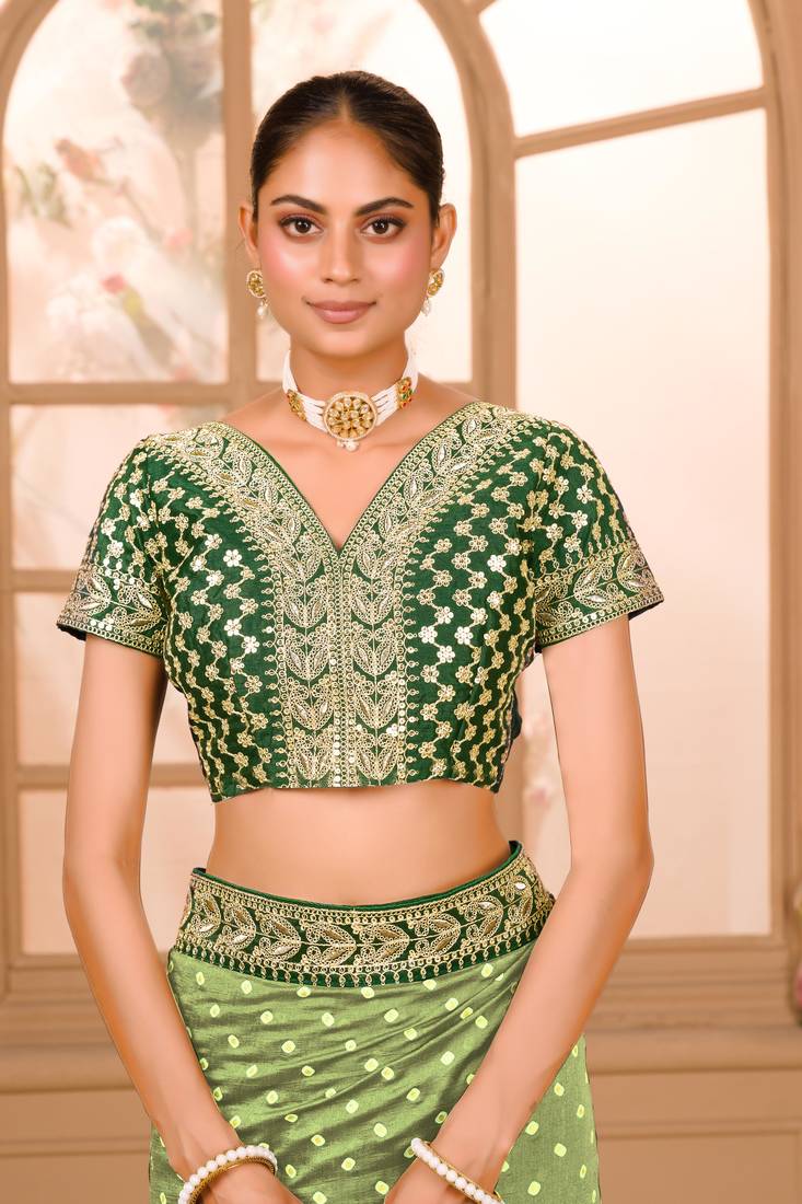 Bandhani Print Chinon Fabric Saree With Heavy Zari Embroidery Sequins Work Border Lace Work With Waist Belt