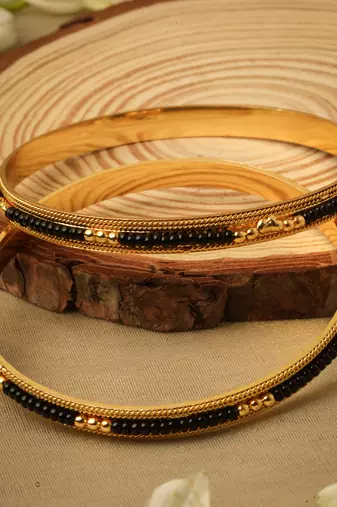 Set of 2 Bangles and Bracelets with Gold-Plated Beads