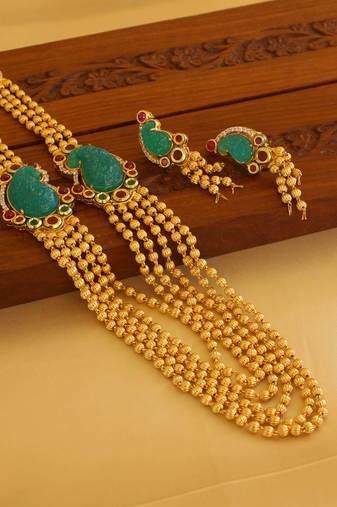 Gold platted multi layer necklace set