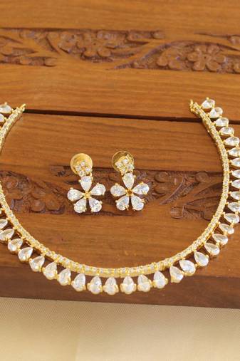 Gold platted cz necklace set