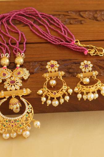 Gold platted peacock beads necklace set