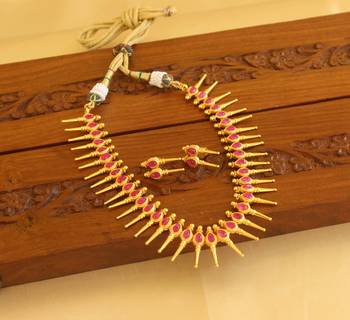 Gold platted ruby necklace set 2