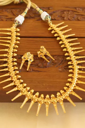 Gold platted ruby necklace set