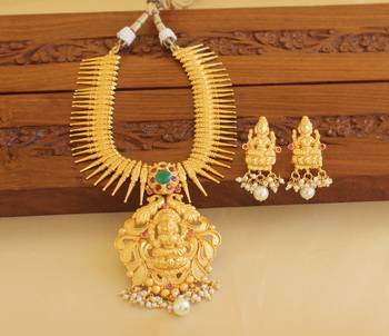 Gold platted lakshmi necklace set 1