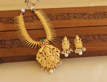 Gold platted lakshmi necklace set 2