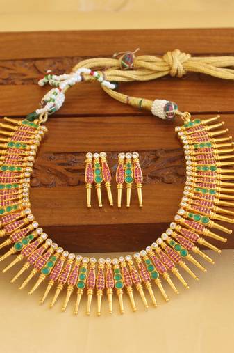Gold platted cz necklace set