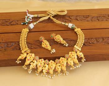 Gold platted peacock necklace set 1