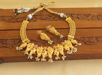 Gold platted peacock necklace set 2