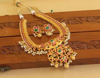 Gold platted peacock necklace set 1