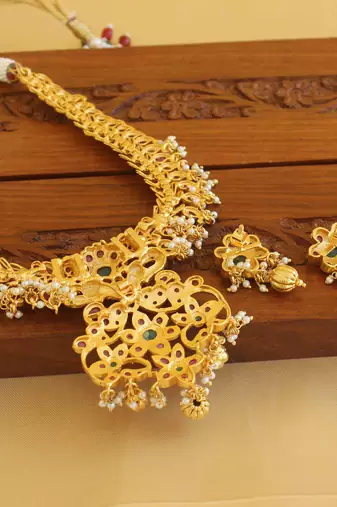Gold platted peacock necklace set