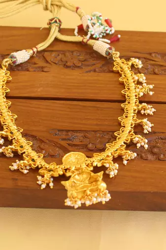 Gold platted lakshmi necklace set