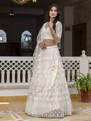 Trendmalls Women's White Beautiful Thred Sequence Work Lehenga Choli for women Designer, NewBridal, Bollywood Free Size 6