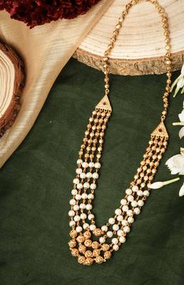 Traditional White Gold Necklace 1