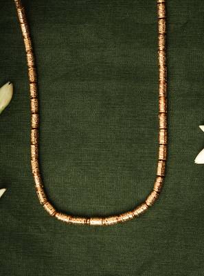 Simple Design Gold Alloy Necklaces 1