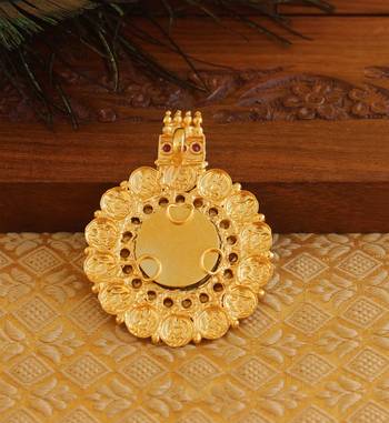 Kerala style gold platted krishna palakka pendant 3