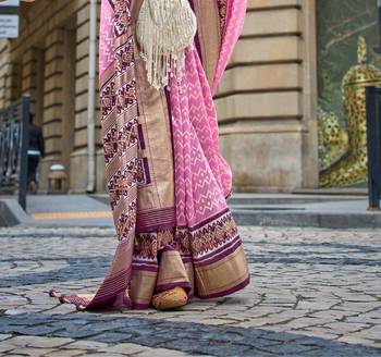 Kimisha Women'S Pink silk blend Saree With Unstitched Blouse Piece 3