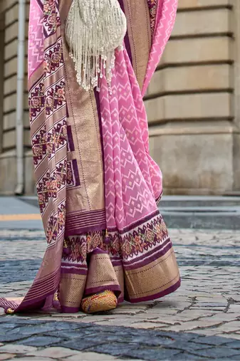 Kimisha Women'S Pink silk blend Saree With Unstitched Blouse Piece