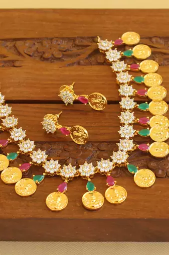 Gold platted cz necklace set