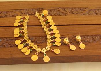 Gold platted cz necklace set 4