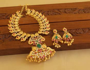 Gold platted real kempu peacock necklace set 1