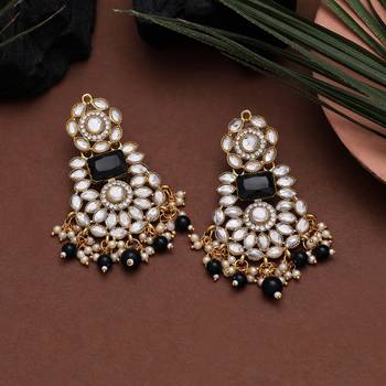 Black necklace-sets 4