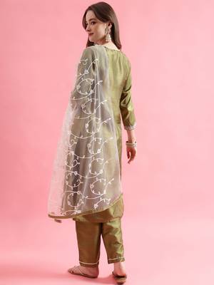 women cotton blend kurta pant set 2