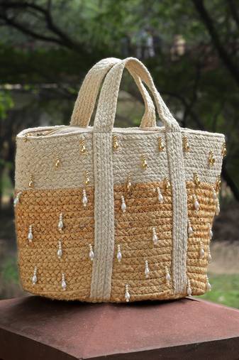 sisal baked beige & white colourblocked & embellished jute handheld bag