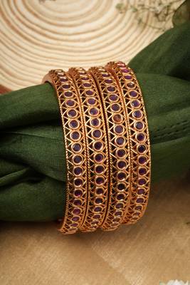 Set of 4 Bangles with Round Pink Stones 1